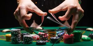 Tổng quan về game bài Poker nhựa